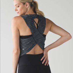 Lululemon tank top size 4
